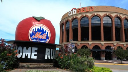 New York Online Sports Betting Bill Could Bring in $900 Million a Year in Revenue