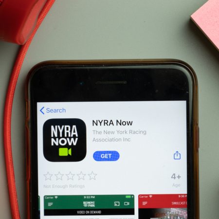 BetMGM Makes Its Horse Racing Debut with NYRA Bets Deal